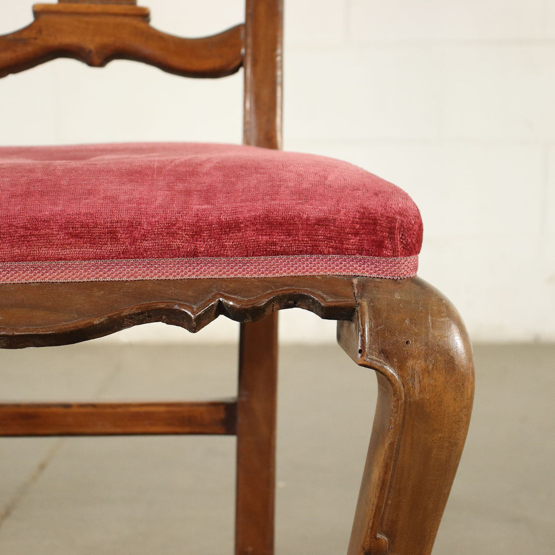  | Antiques  Seating