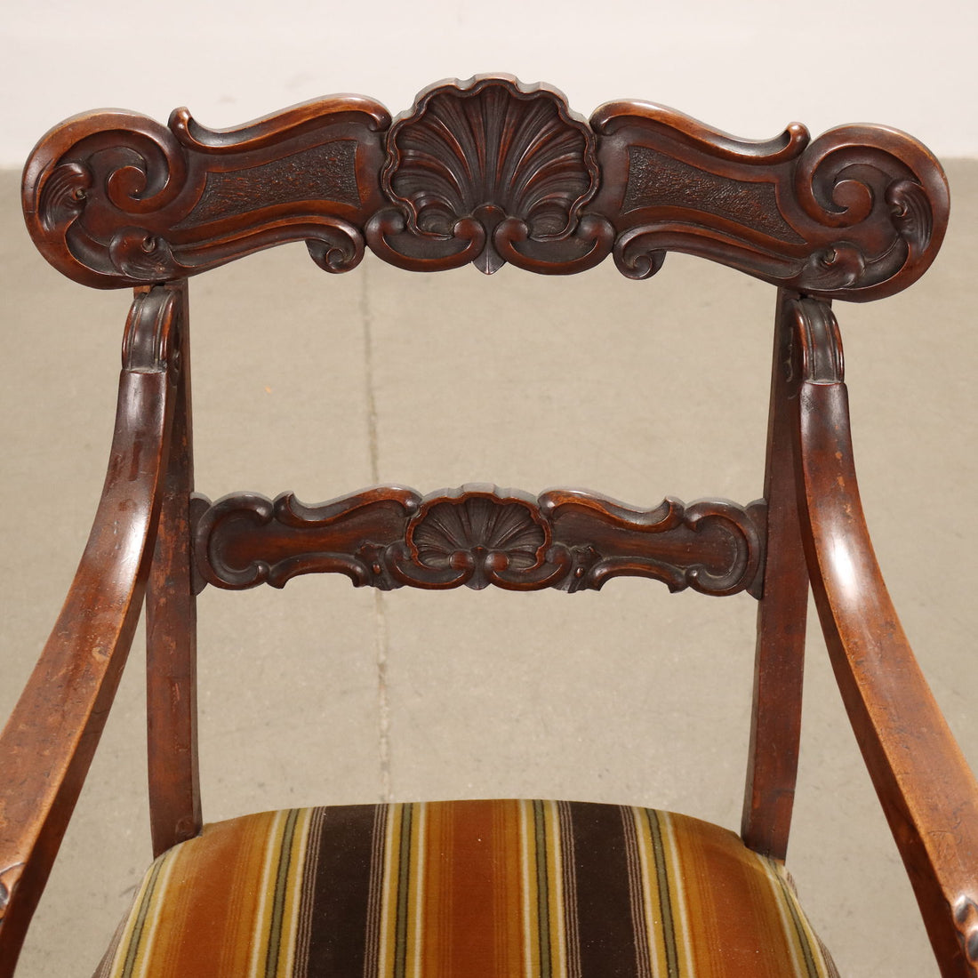  | Antiques  Seating