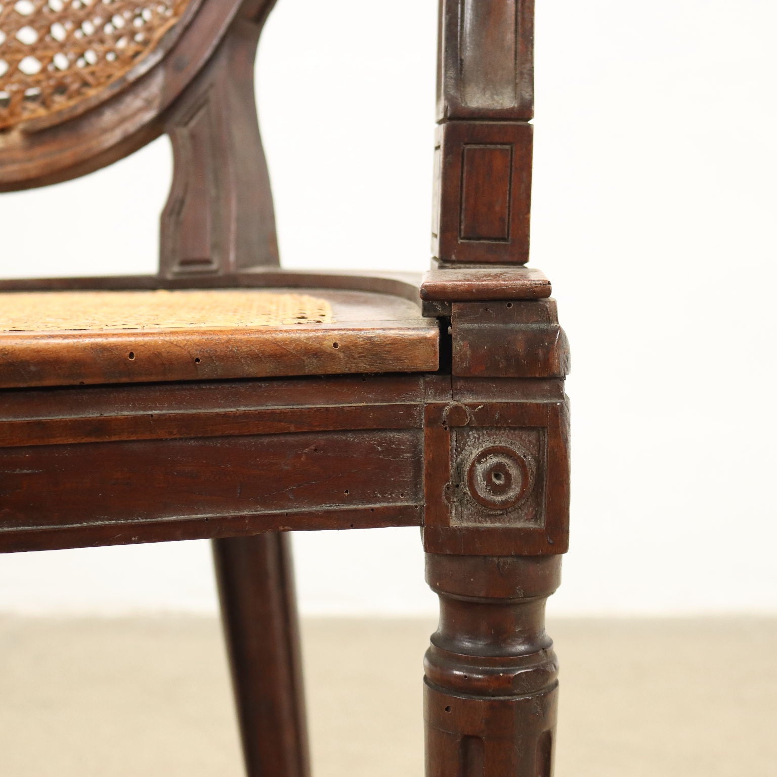 | Antiques  Seating