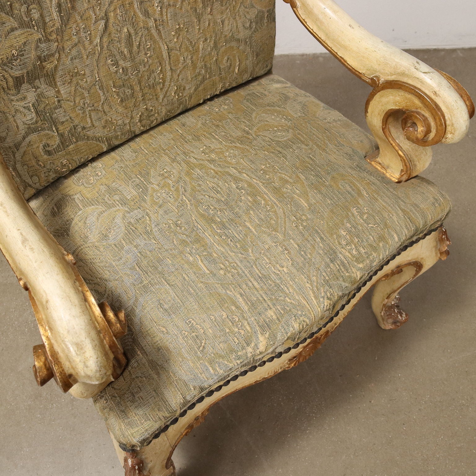  | Antiques  Seating