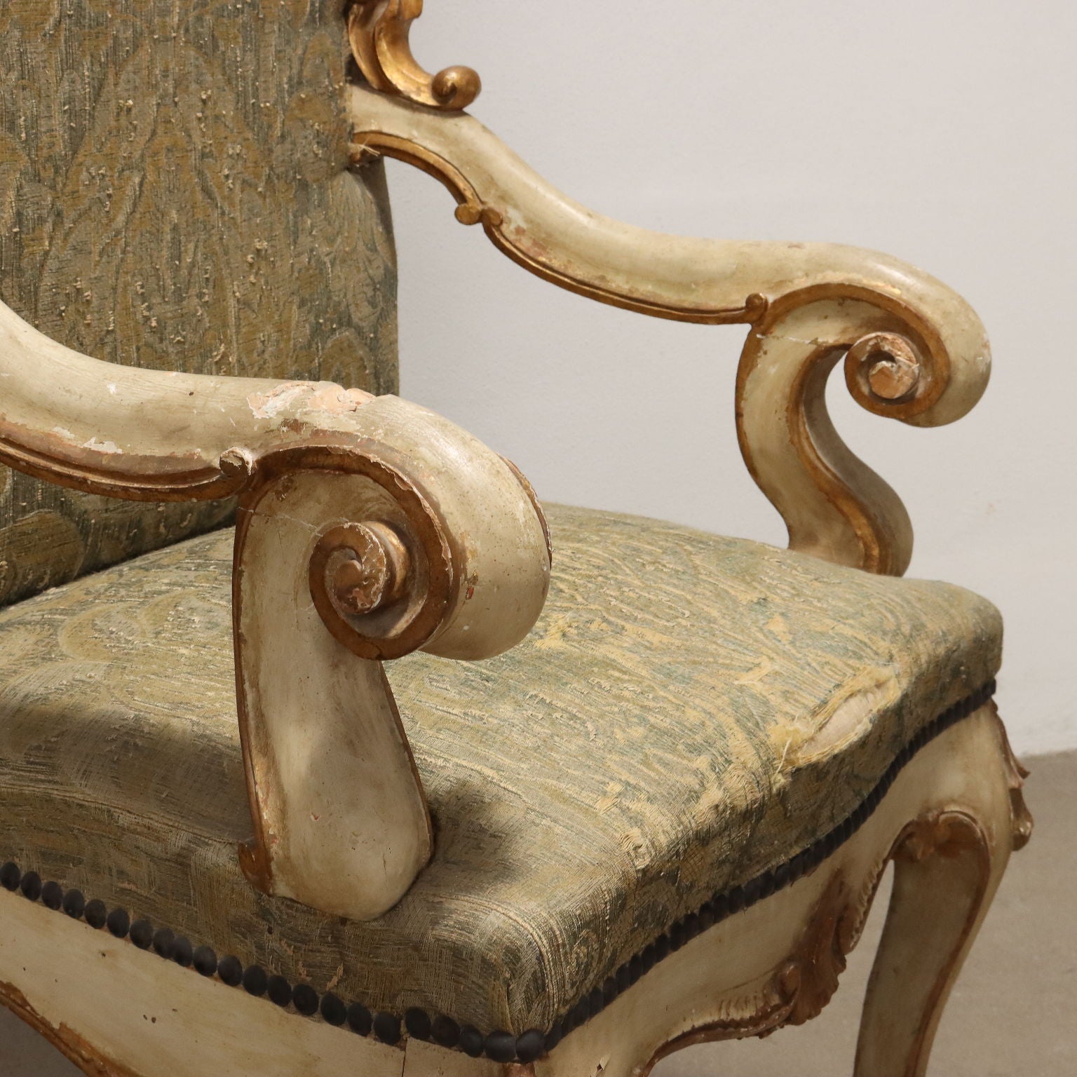  | Antiques  Seating