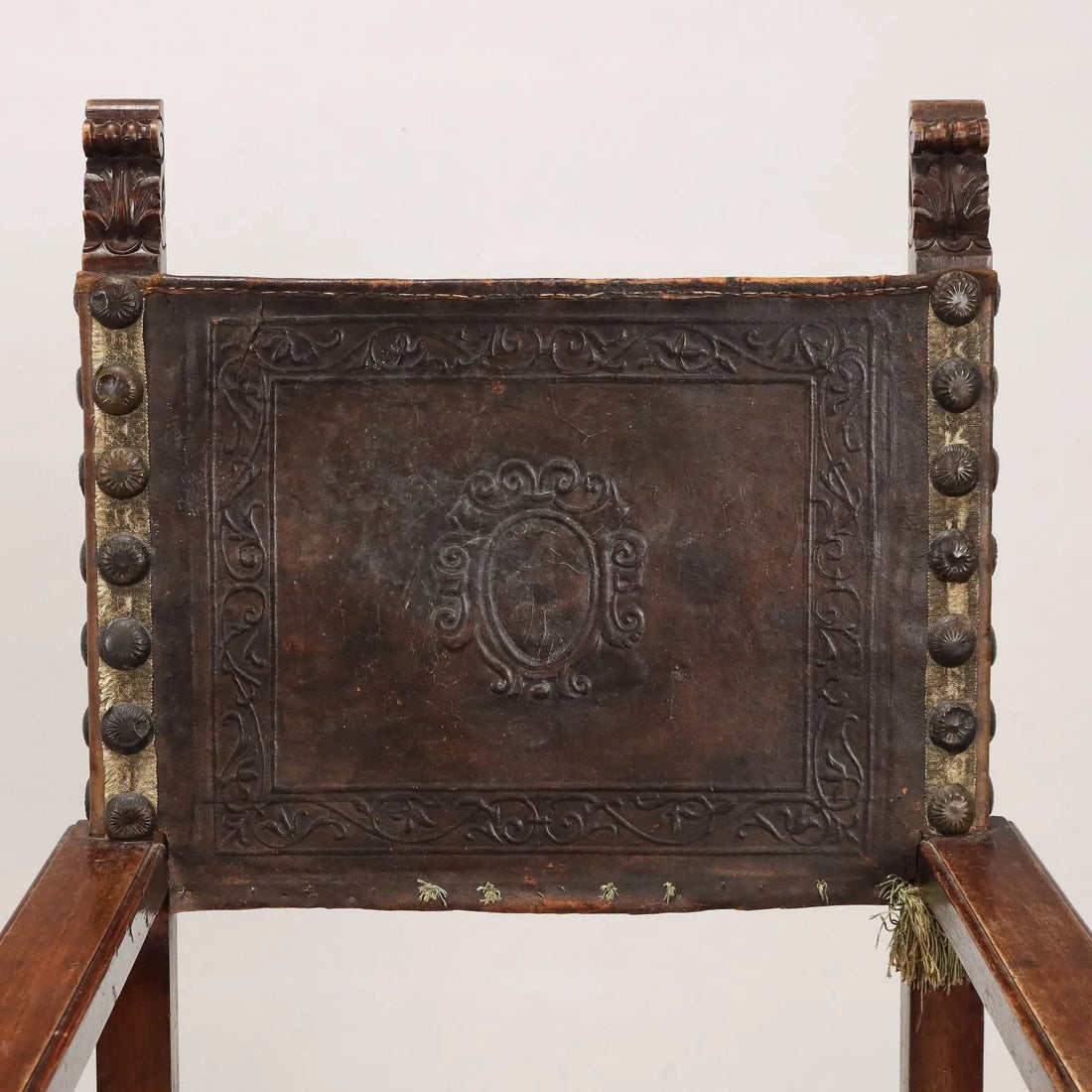 Neo-Renaissance Walnut and Leather Throne, 19th Century Italy
