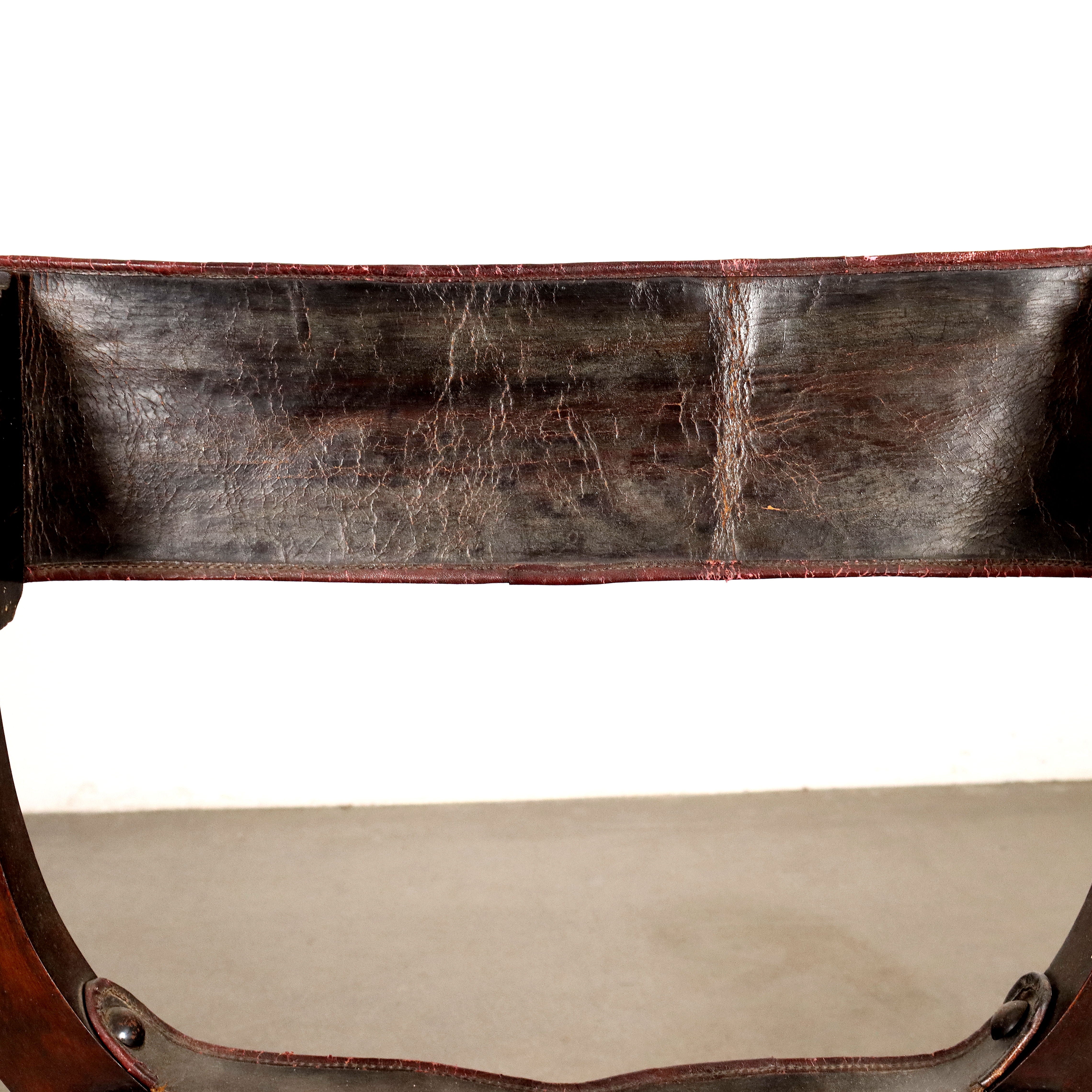Antique Neo-Renaissance Chair Walnut Leather XIX Century - Italy, Late XIX - Early XX Century | Antiques  Seating