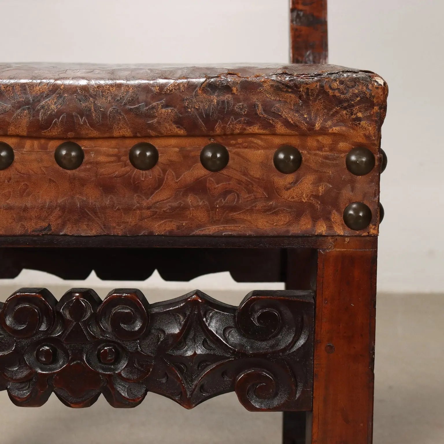 Antique Baroque Chair Carved Walnut Italy XVIII Century - Nothern Italy, Early XVIII Century | Antiques | Seating