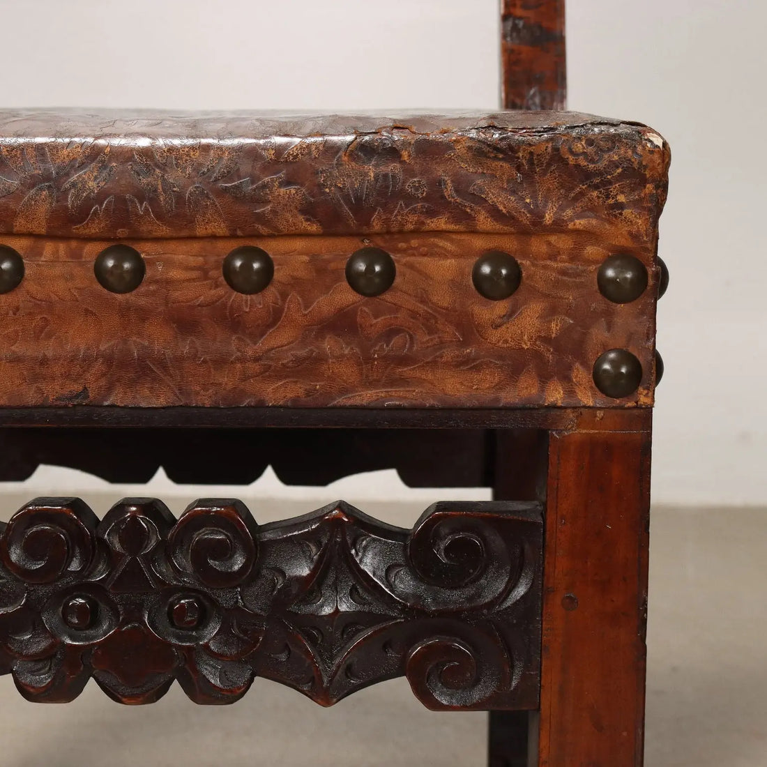 Antique Baroque Chair Carved Walnut Italy XVIII Century - Nothern Italy, Early XVIII Century | Antiques | Seating