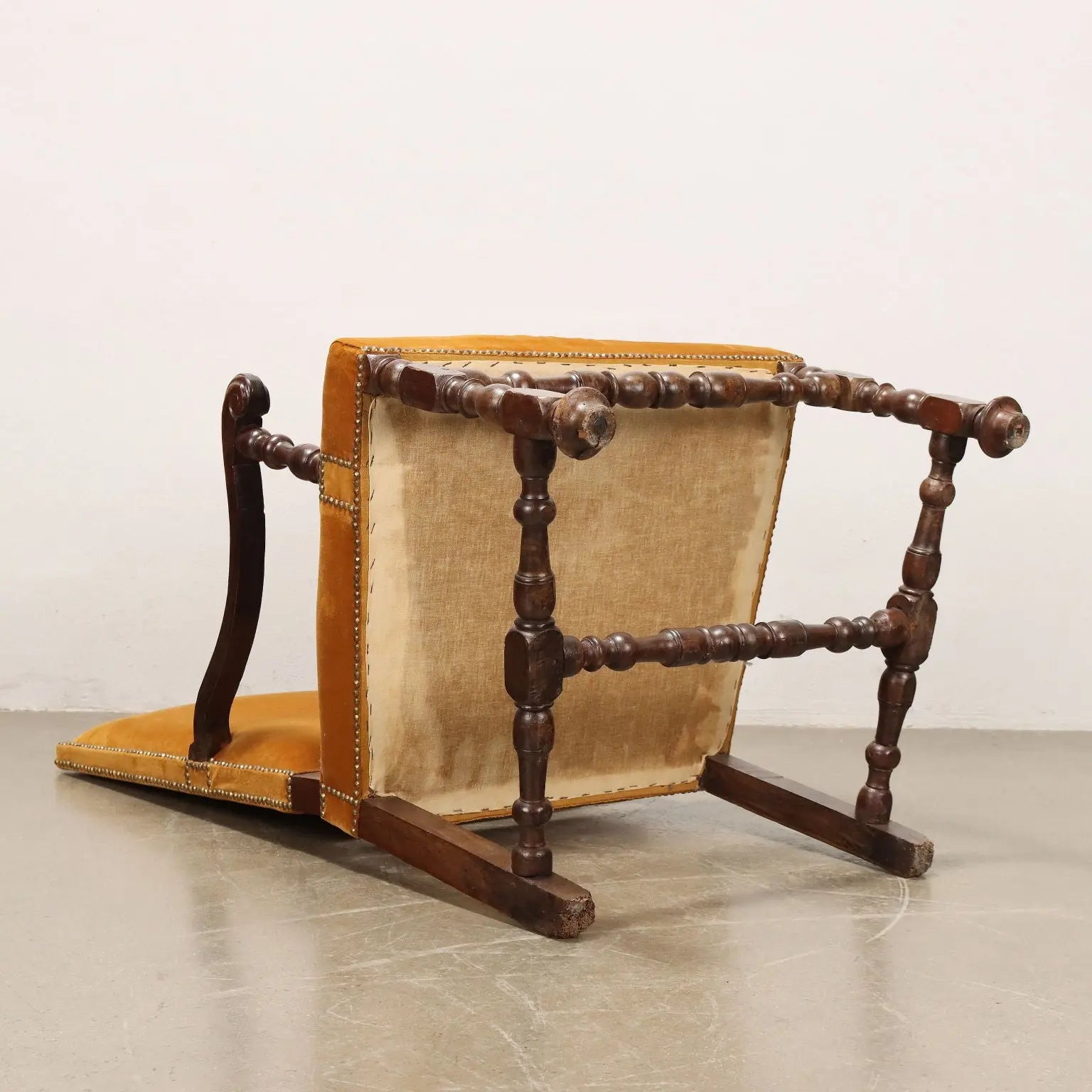 Antique Baroque Armchair Walnut Italy XVIII Century - Italy, Early XVIII Century | Antiques | Seating