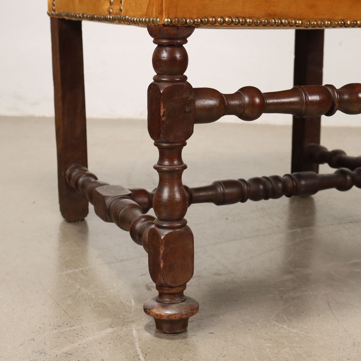 Antique Baroque Armchair Walnut Italy XVIII Century - Italy, Early XVIII Century | Antiques  Seating