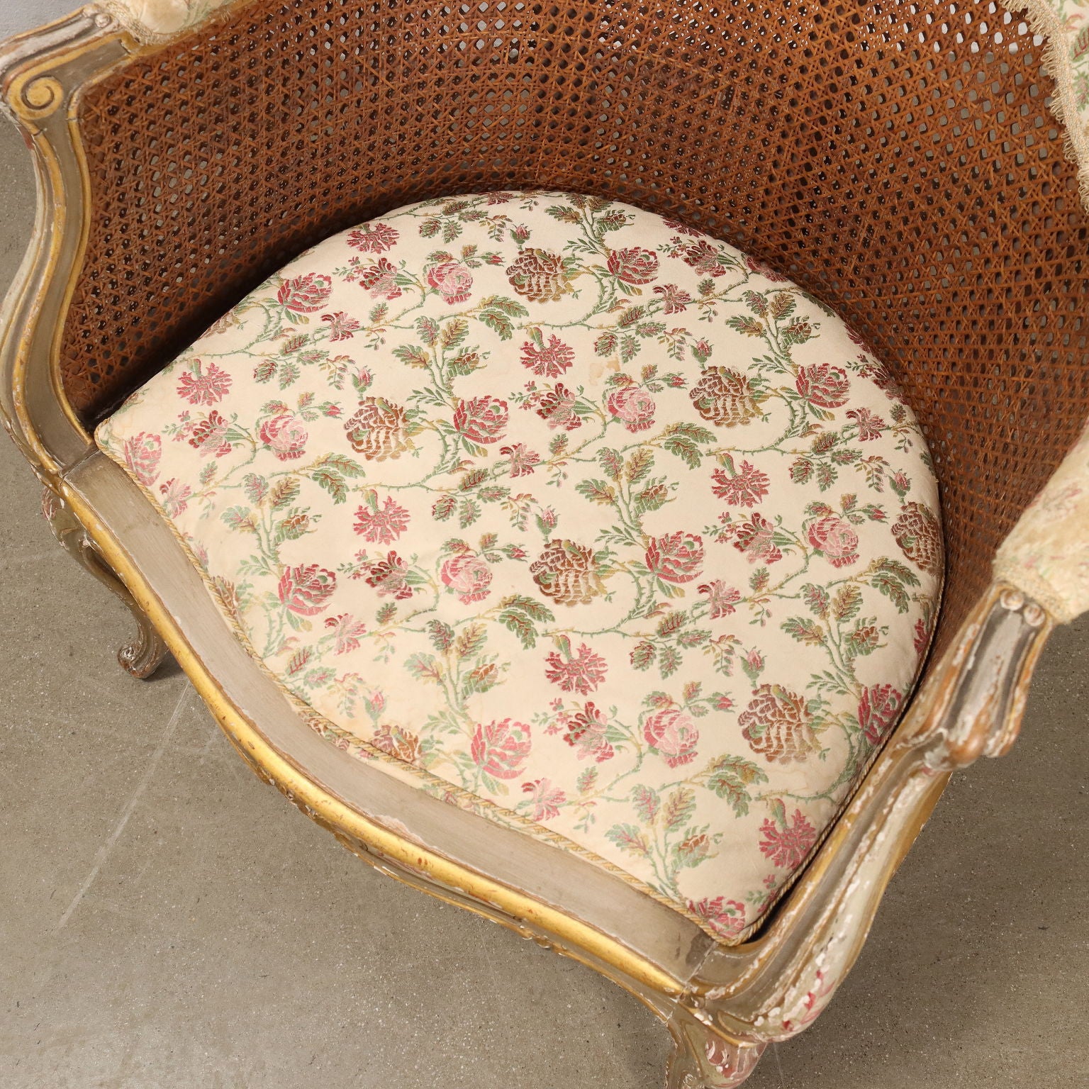  | Antiques  Seating