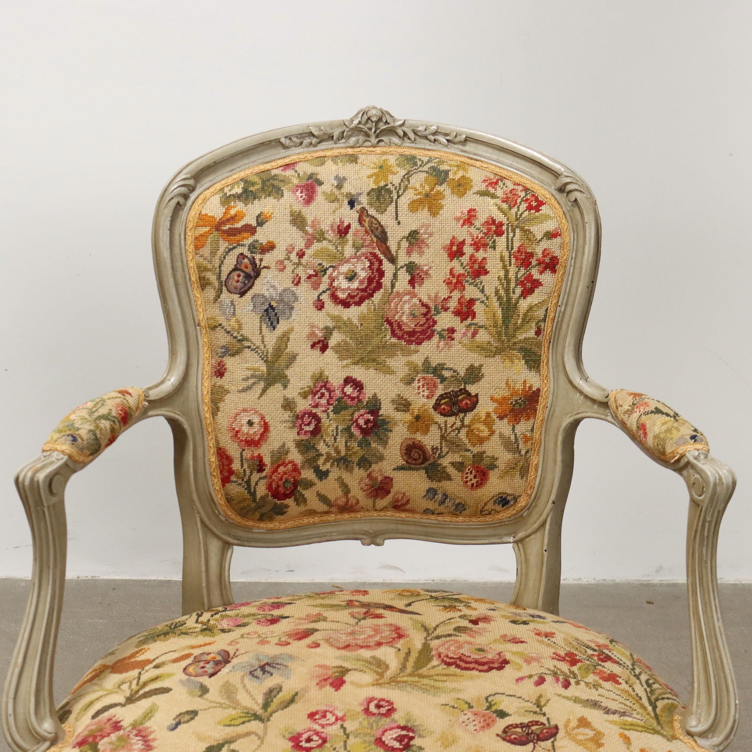  | Antiques  Seating
