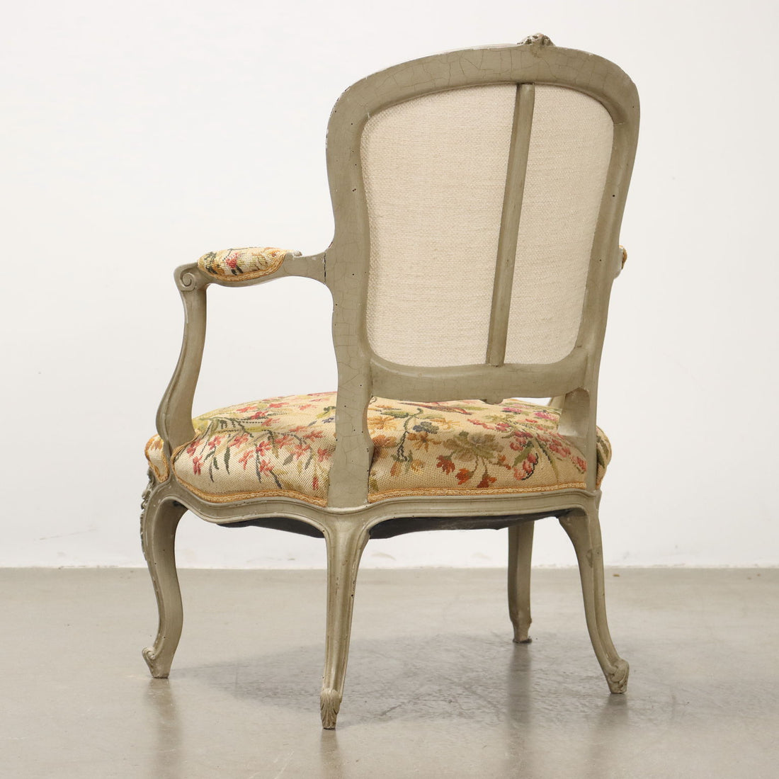  | Antiques  Seating