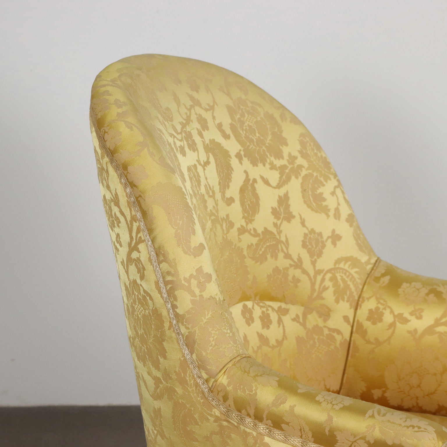  | Antiques  Seating
