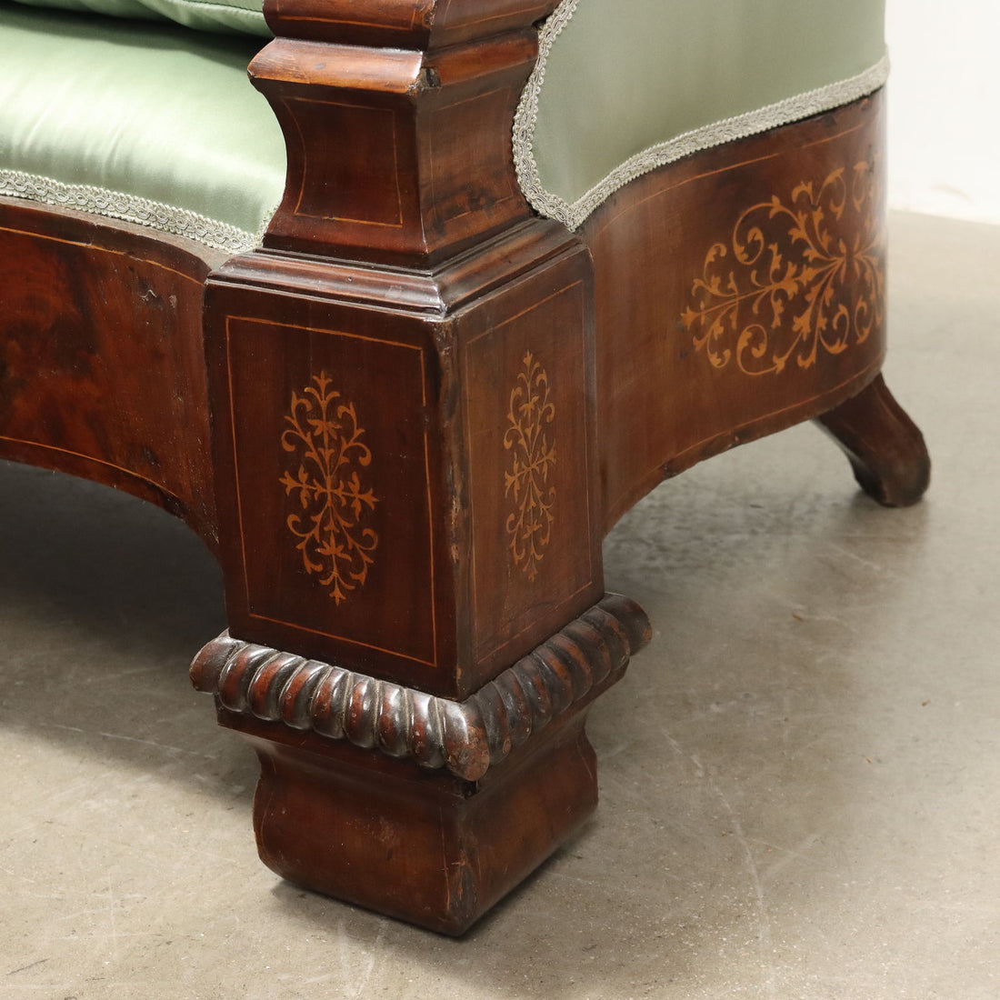 Great Sofa Louis Philippe Antique Mahogany Naples XIX Century