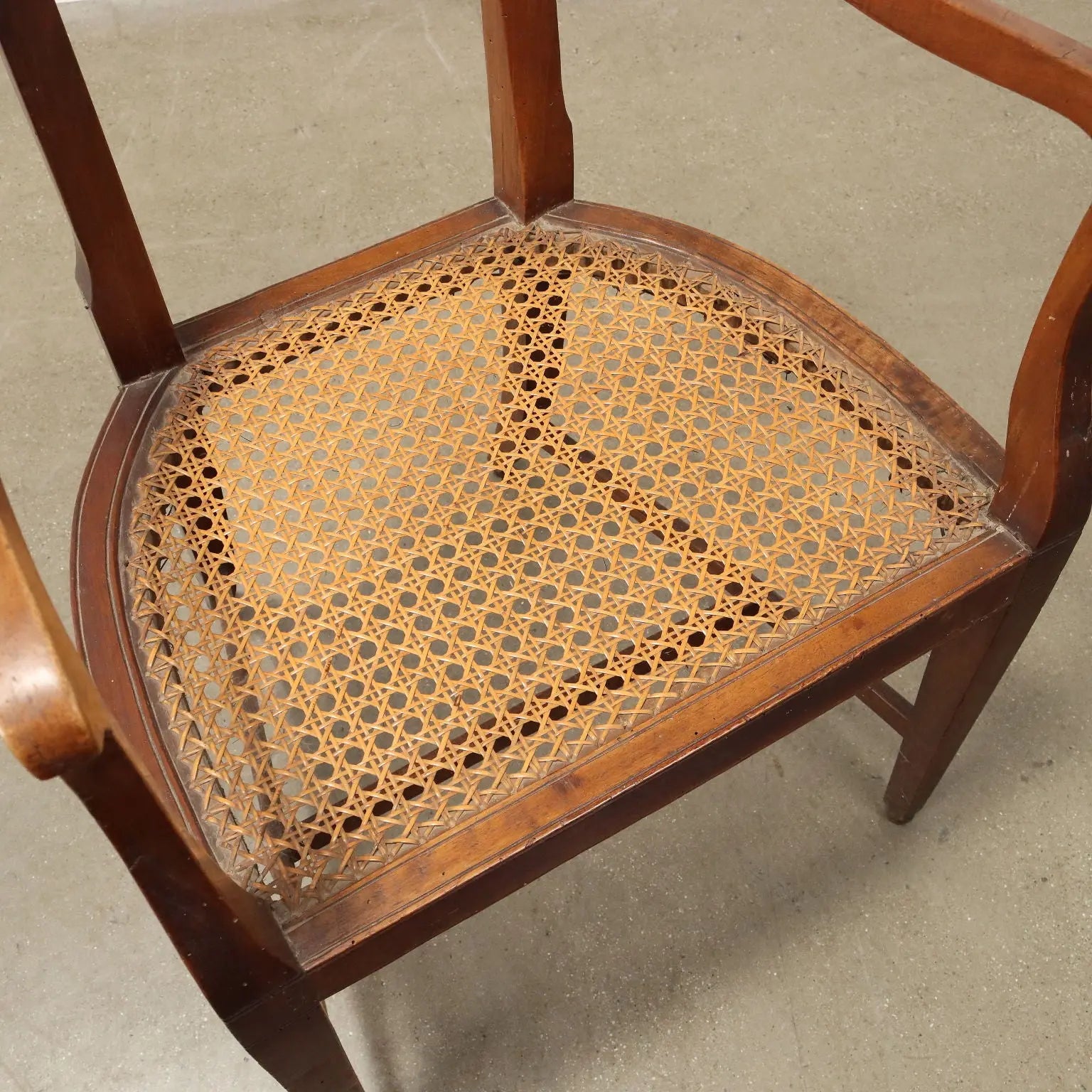 Directorate Chairs and Armchairs in Walnut - Late 17th Century