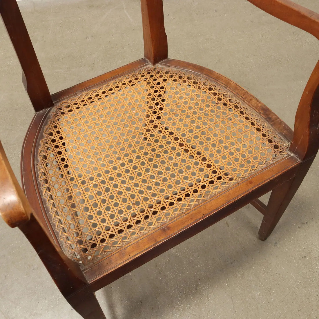 Directorate Chairs and Armchairs in Walnut - Late 17th Century