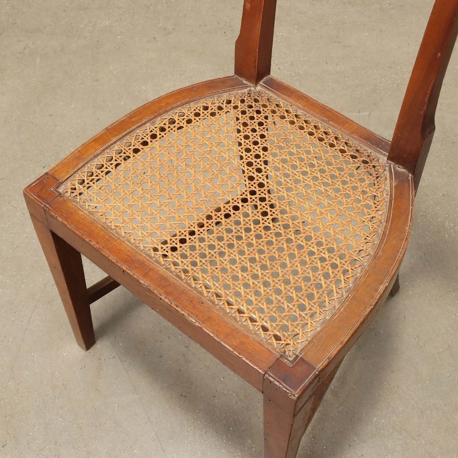 Directorate Chairs and Armchairs in Walnut - Late 17th Century
