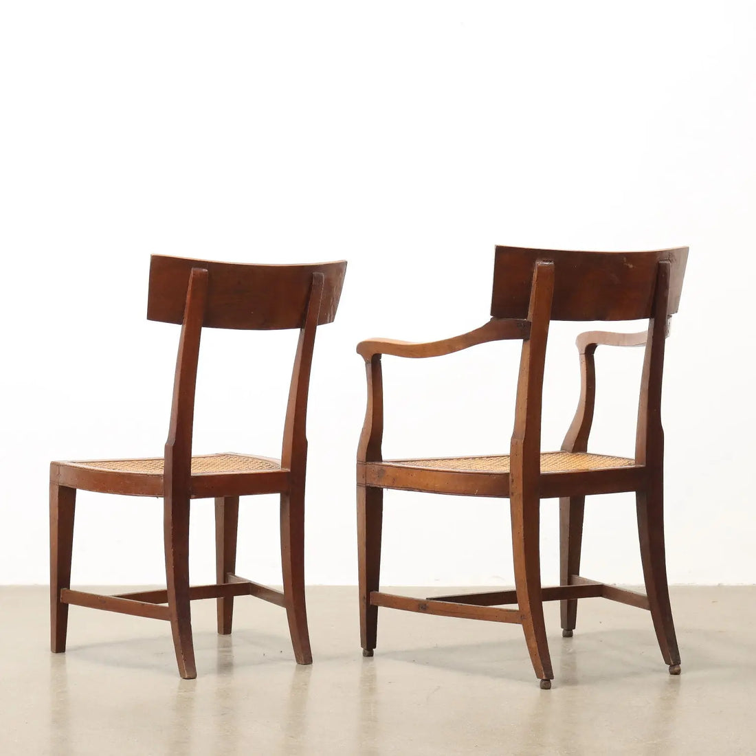 Directorate Chairs and Armchairs in Walnut - Late 17th Century