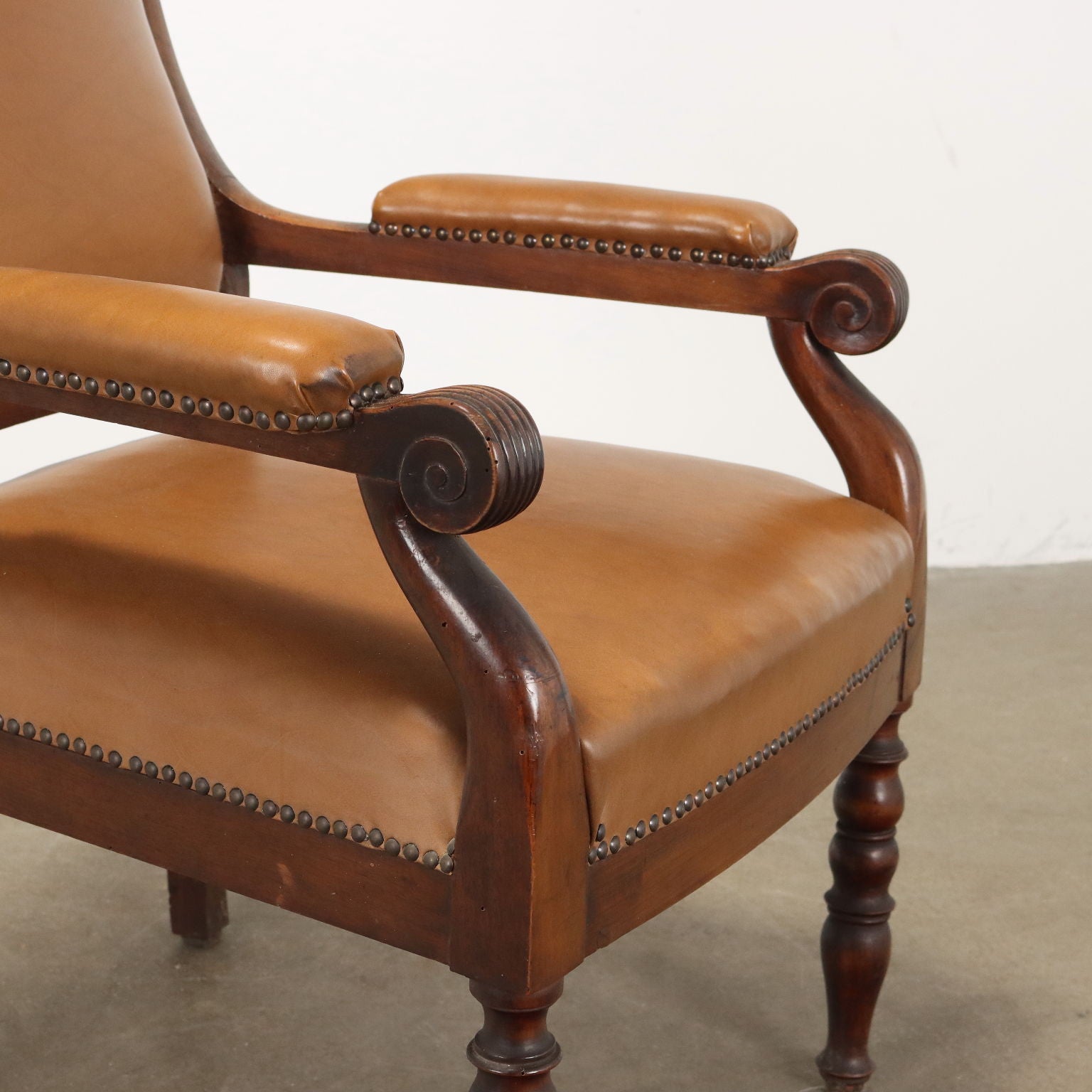  | Antiques  Seating