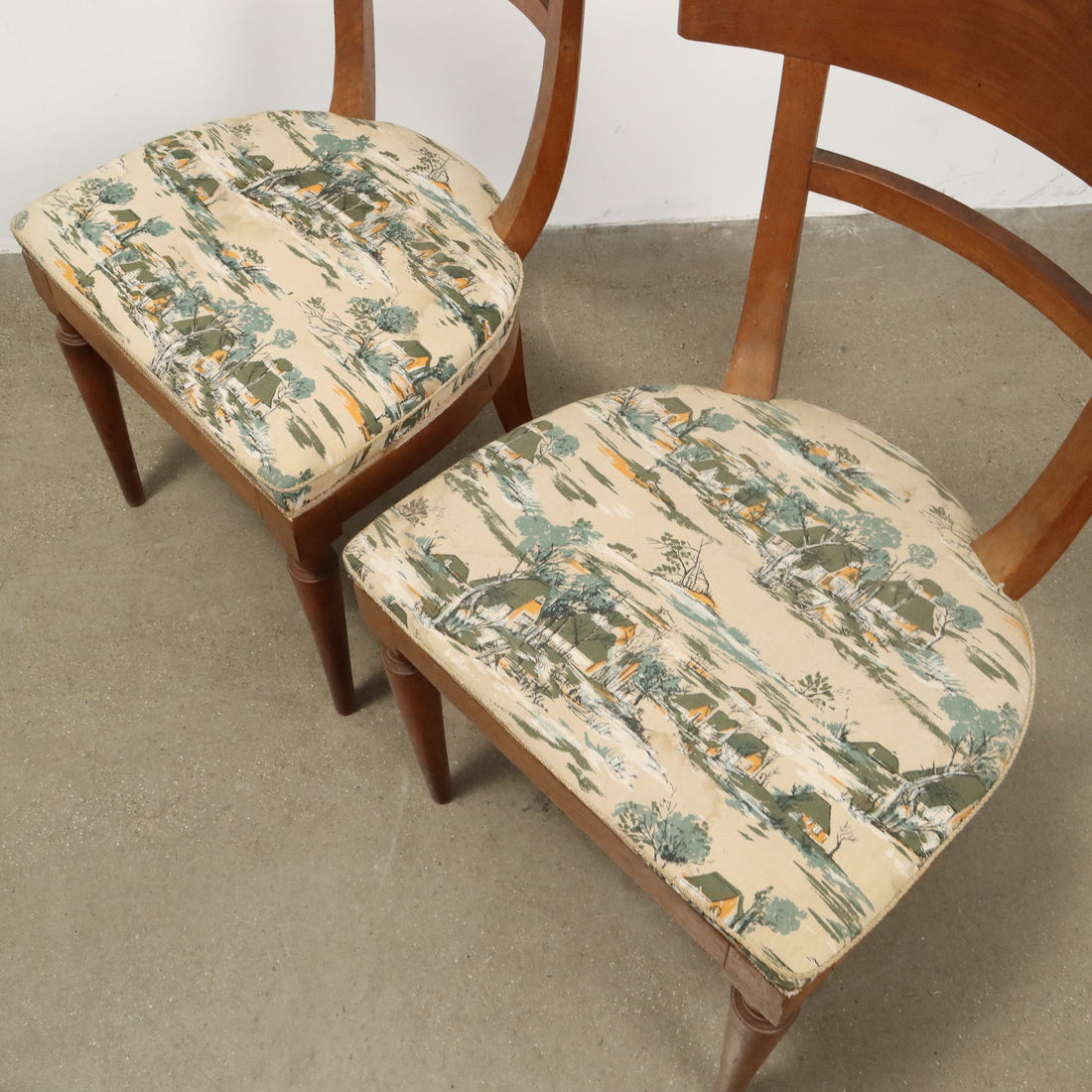  | Antiques  Seating