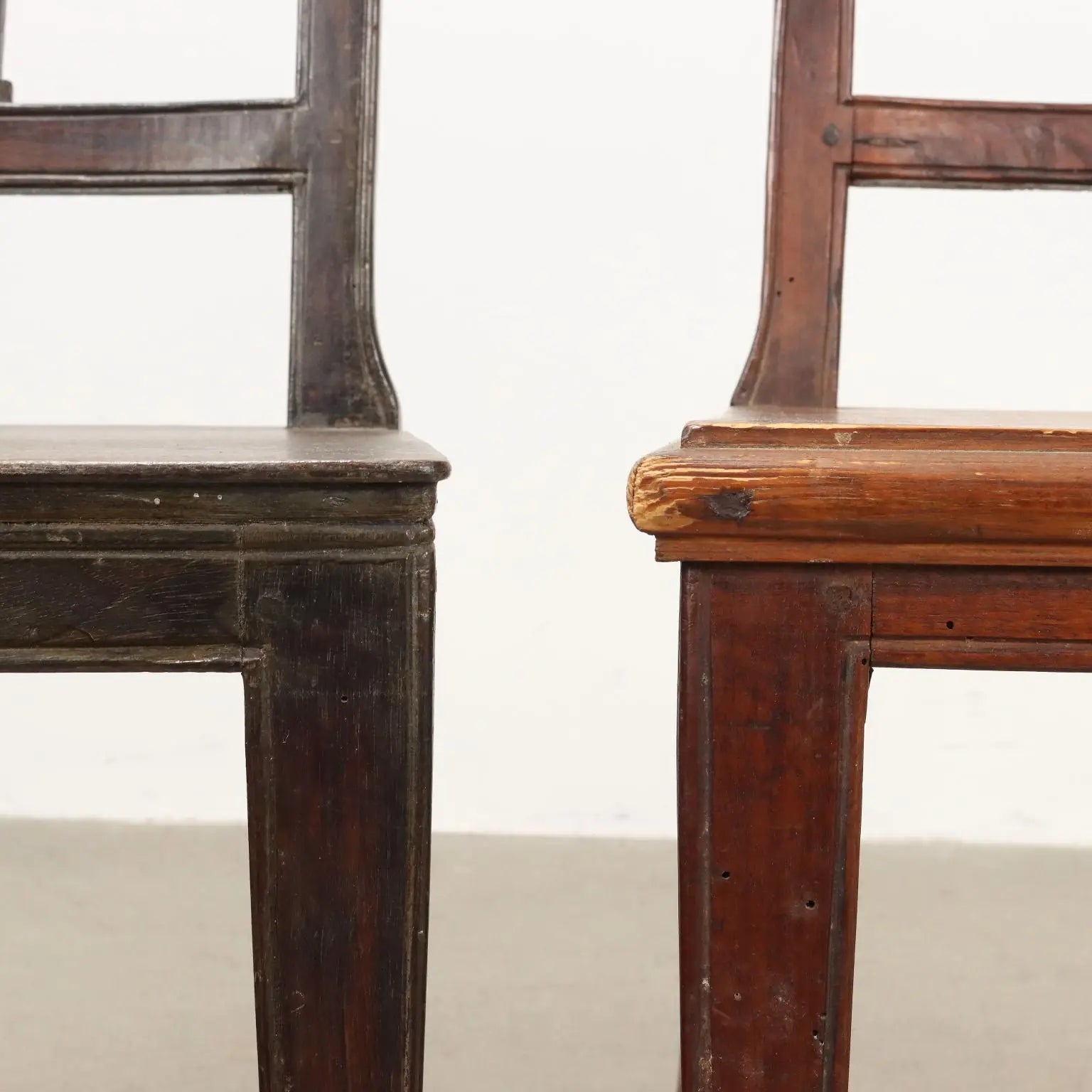Antique Chairs Directoire Walnut Restorations Italy XIX Century - Italy, XIX Century | Antiques | Seating
