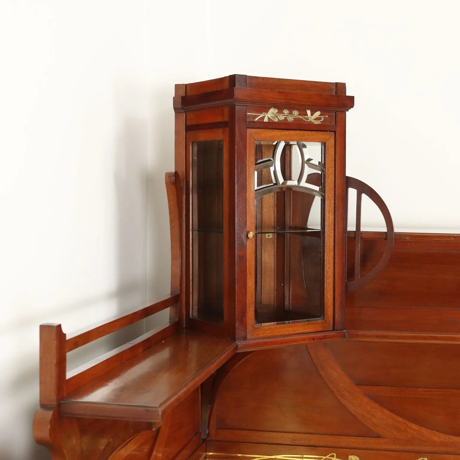 Antique Corner Sofa Art Nouveau Mahogany Oak XIX Century - Italy, Late XIX - Early XX Century | Antiques | Seating