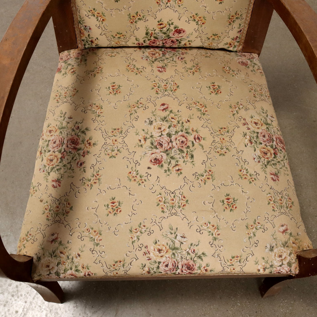  | Antiques  Seating