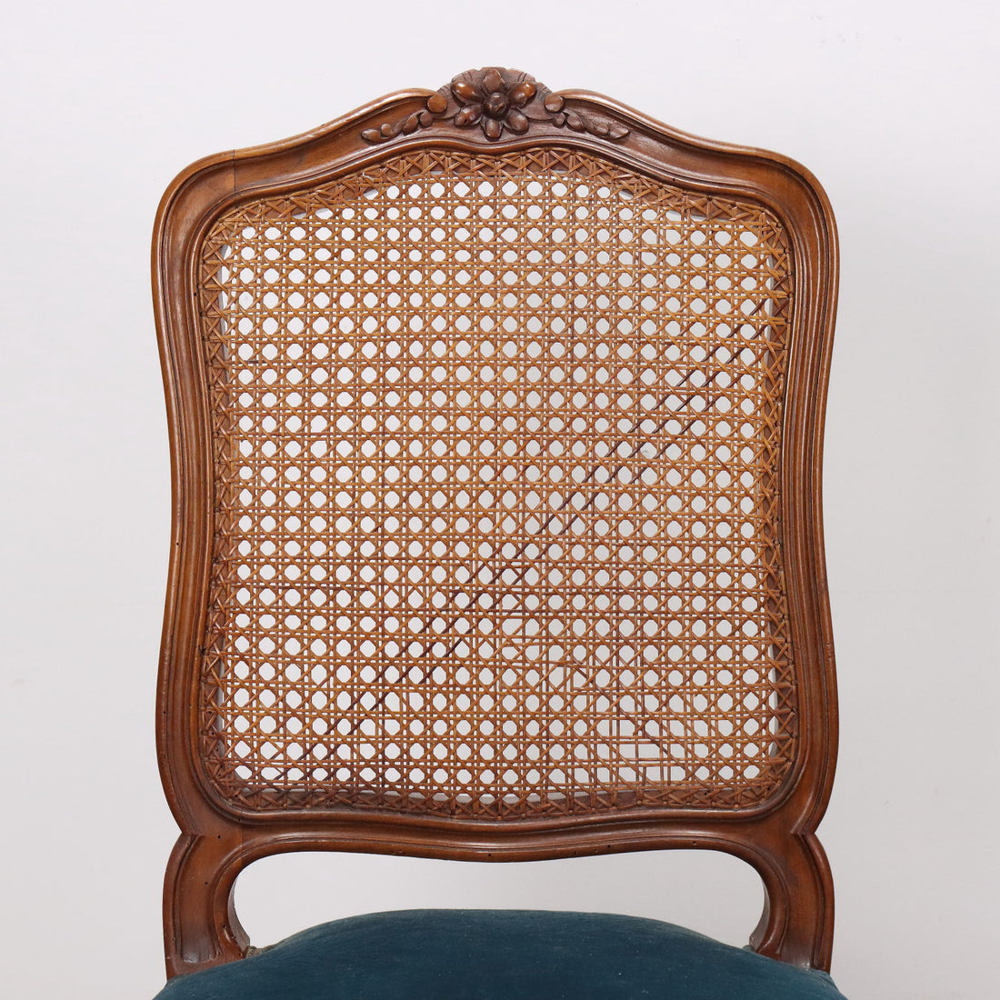  | Antiques  Seating