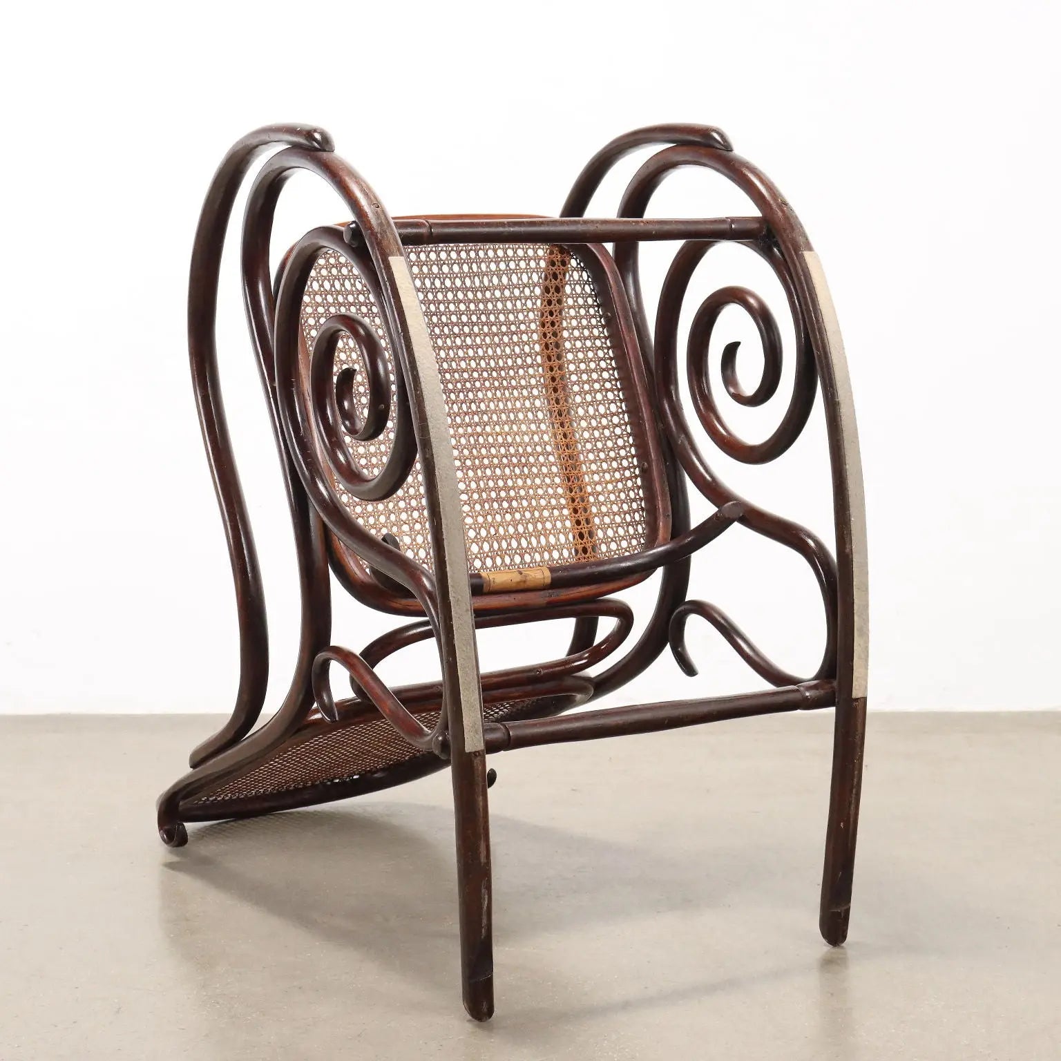 Rocking Chair in Bentwood Beech, Thonet Style