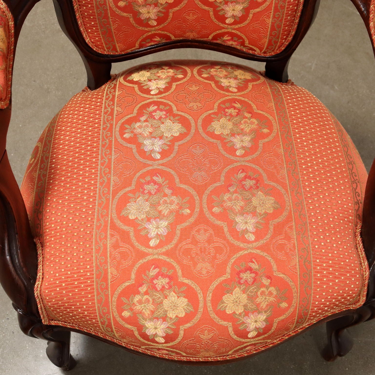  | Antiques  Seating