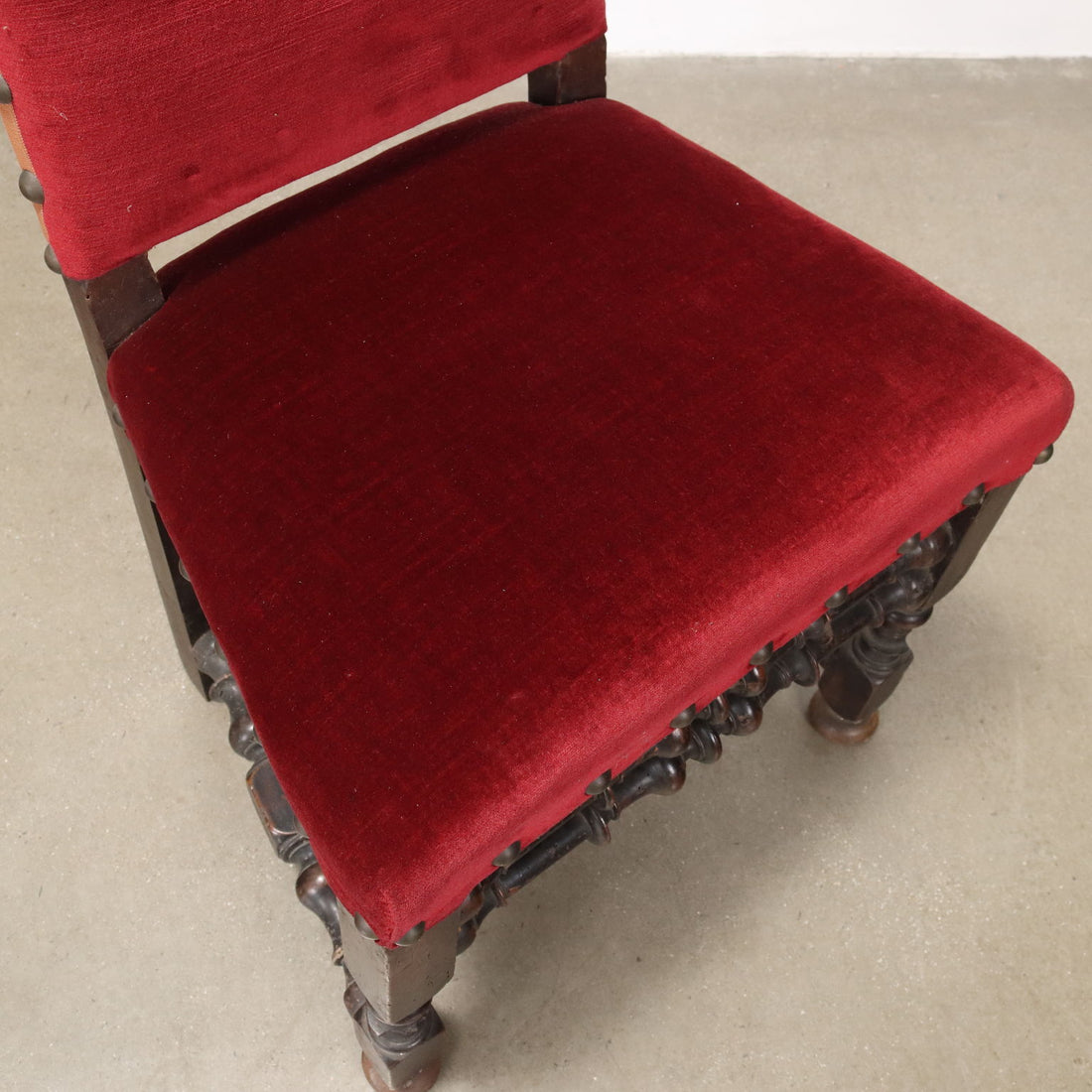  | Antiques  Seating