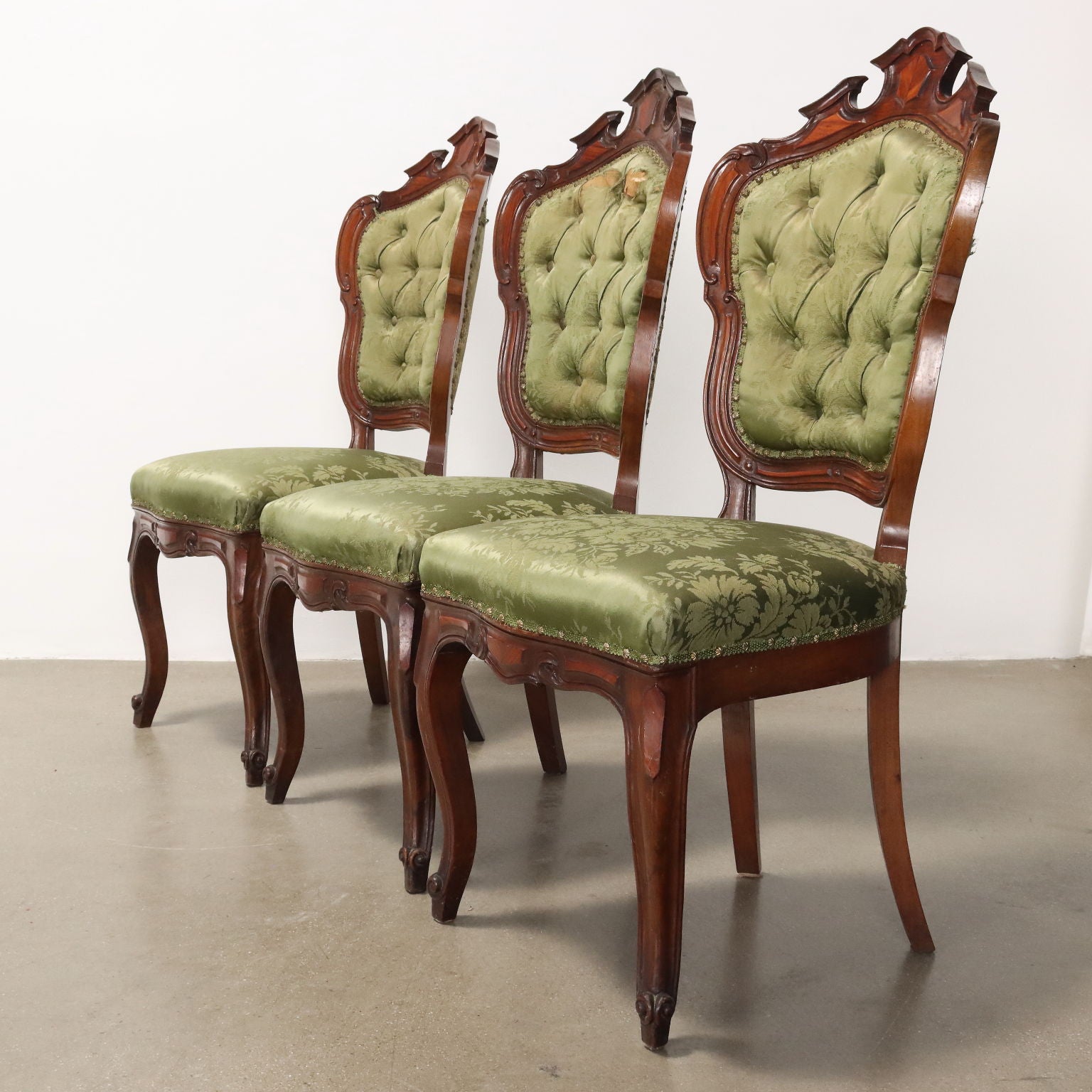  | Antiques  Seating