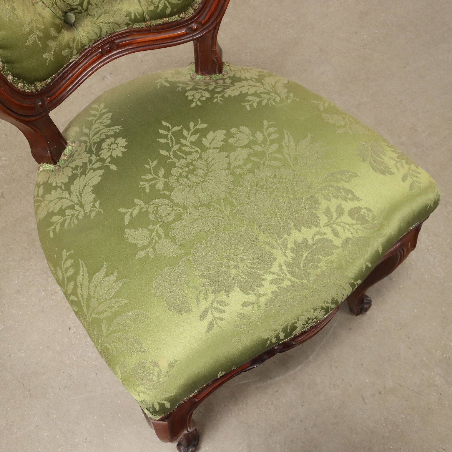  | Antiques  Seating