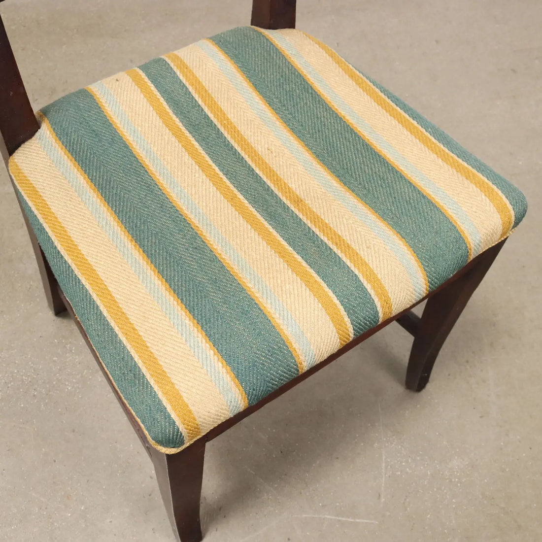 Antique Chairs Walnut Padded Seat Italy XIX Century - Italy, XIX Century | Antiques | Seating