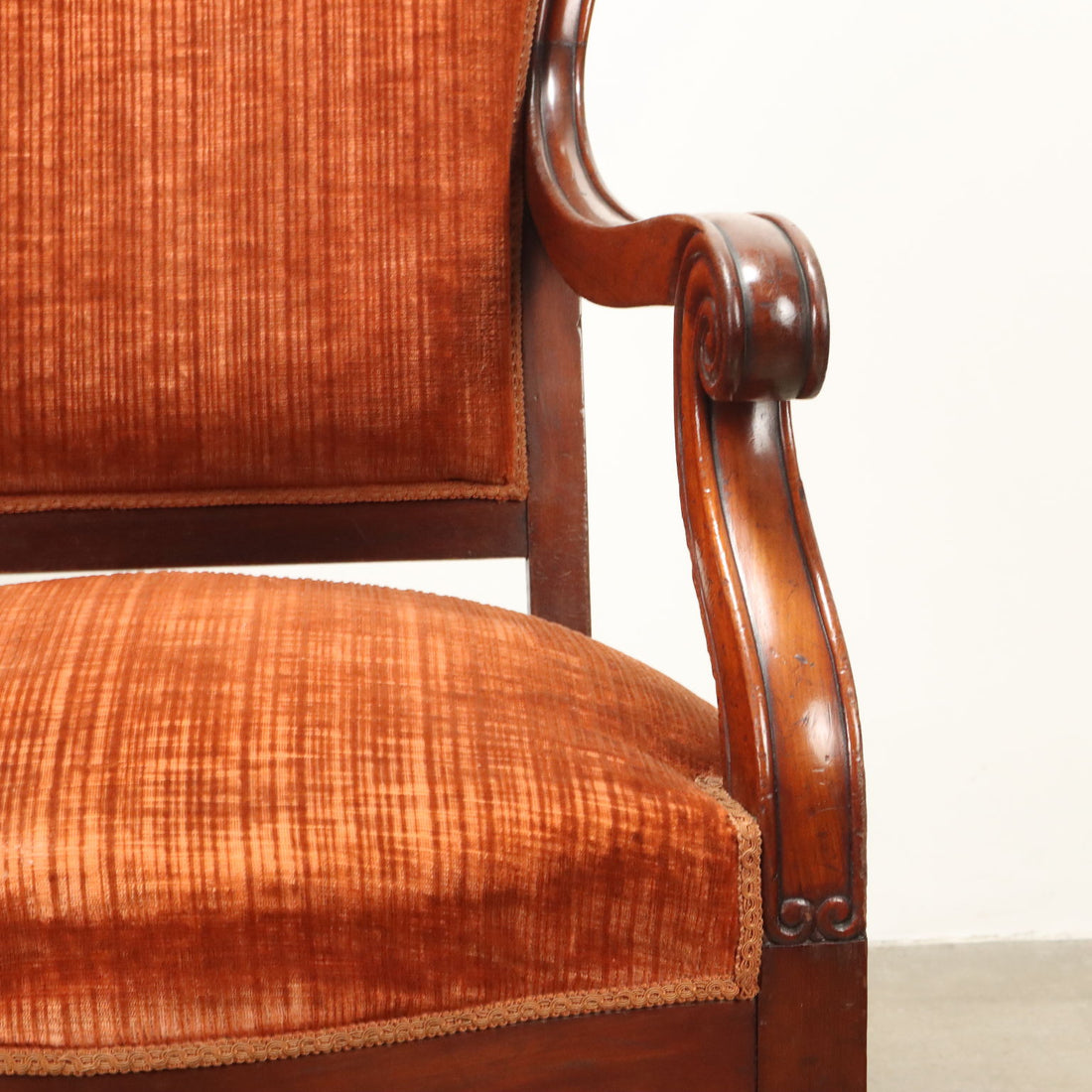  | Antiques  Seating