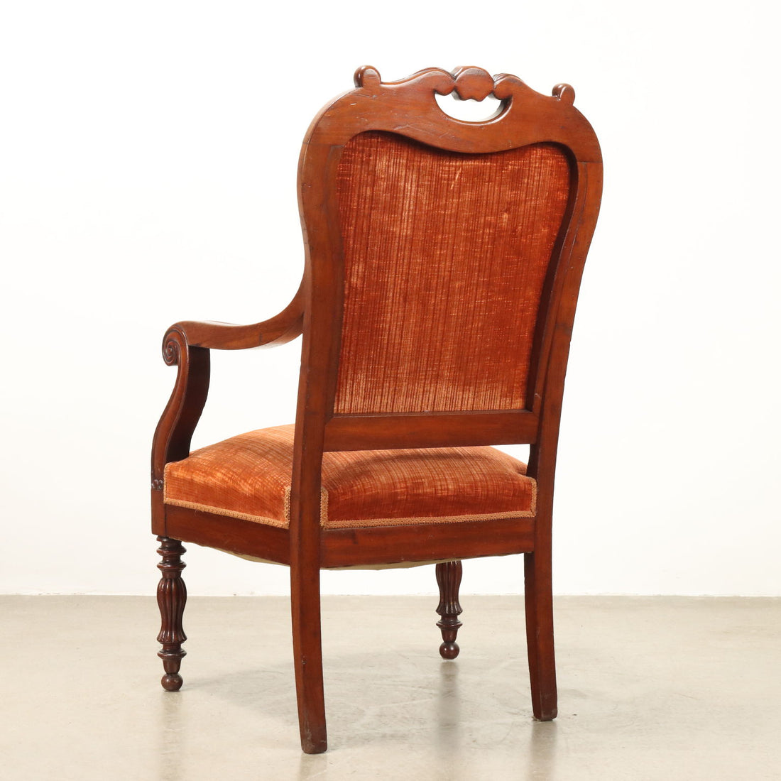  | Antiques  Seating