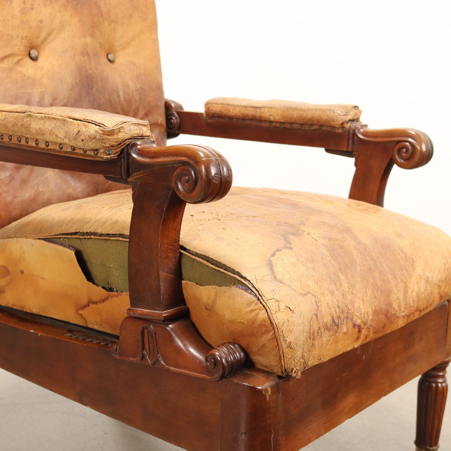  | Antiques  Seating