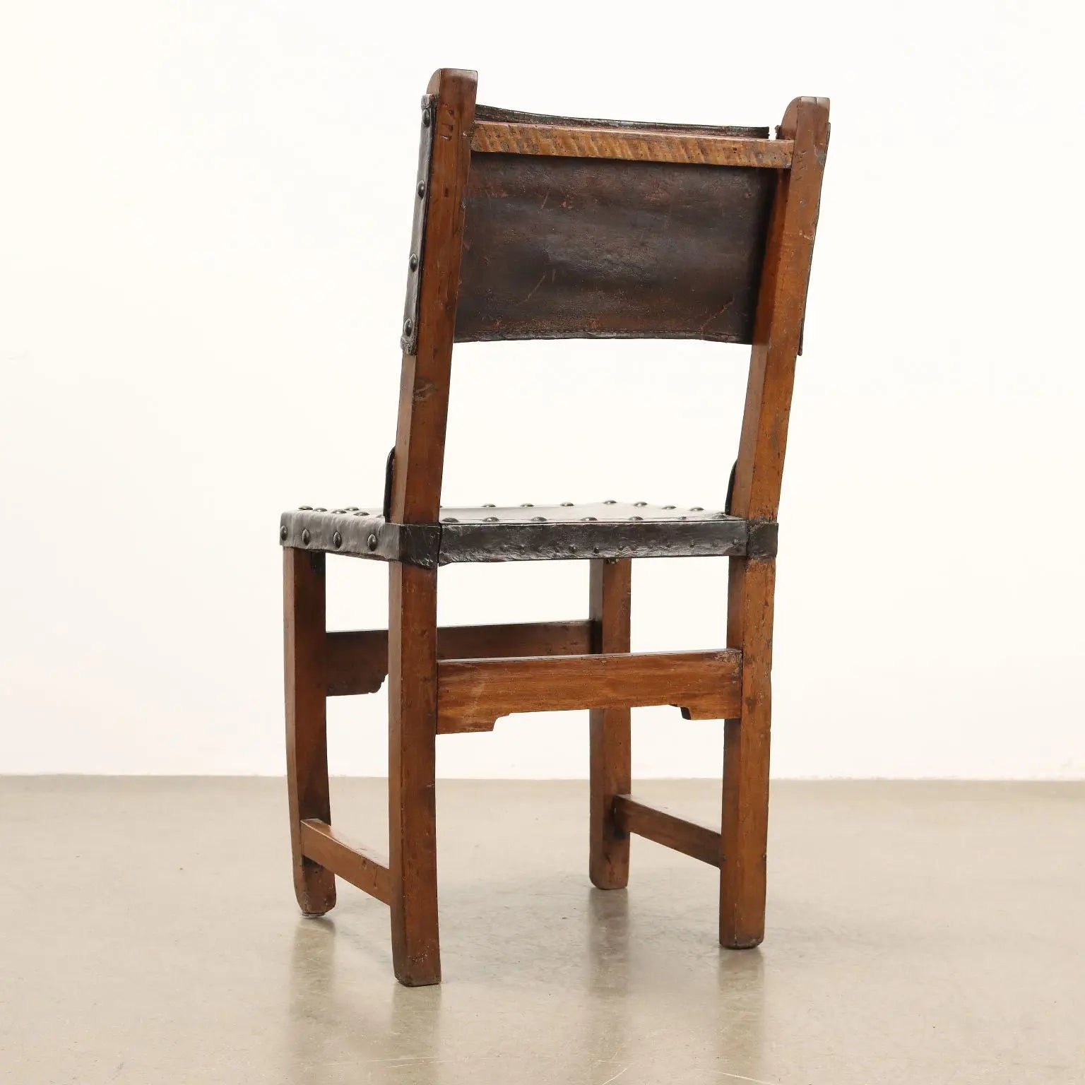 Antique Baroque Chairs Walnut Leather Italy XVIII Century - Italy, Early XVIII Century | Antiques | Seating