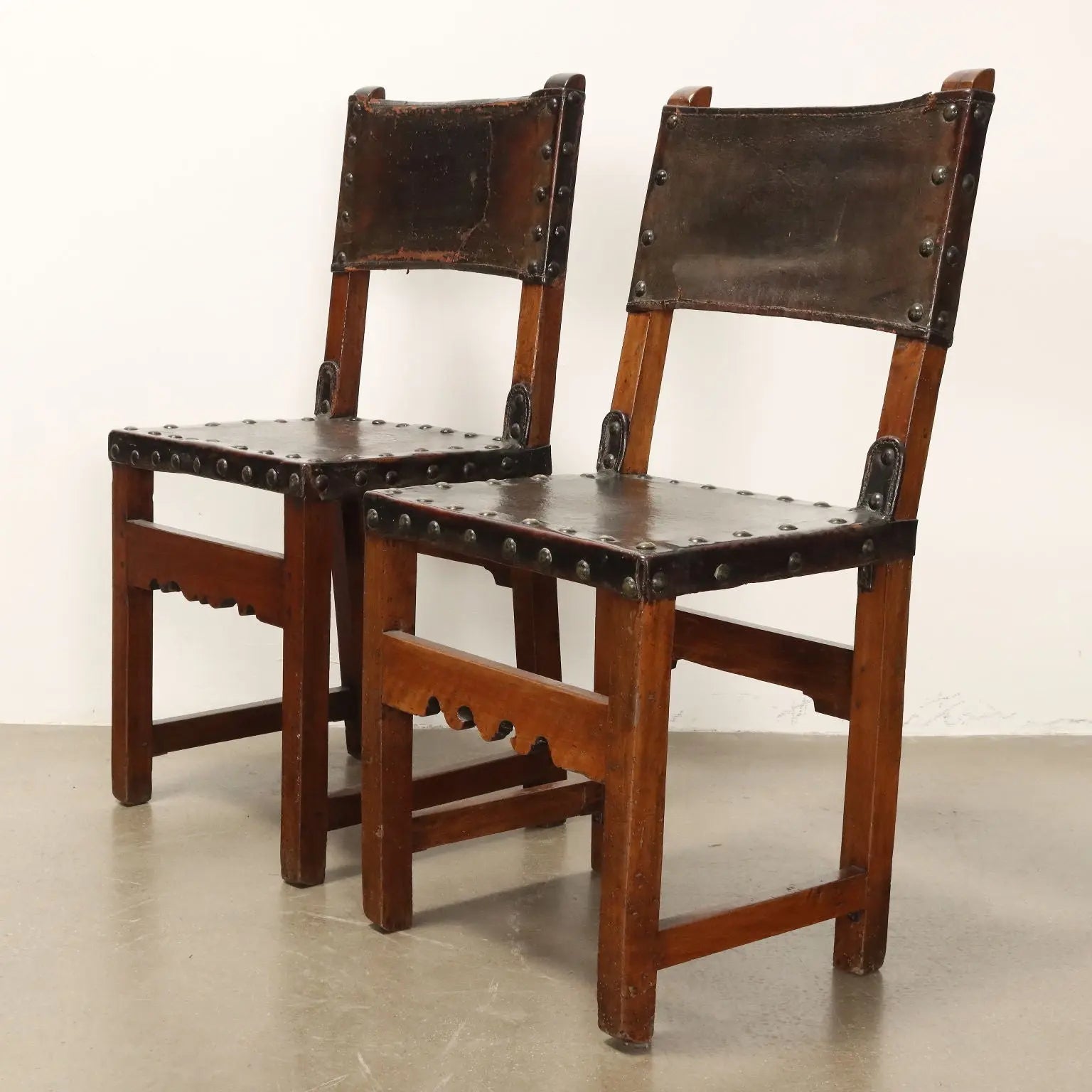 Antique Baroque Chairs Walnut Leather Italy XVIII Century - Italy, Early XVIII Century | Antiques | Seating