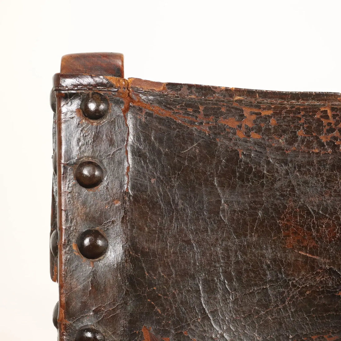 Antique Baroque Chairs Walnut Leather Italy XVIII Century - Italy, Early XVIII Century | Antiques | Seating