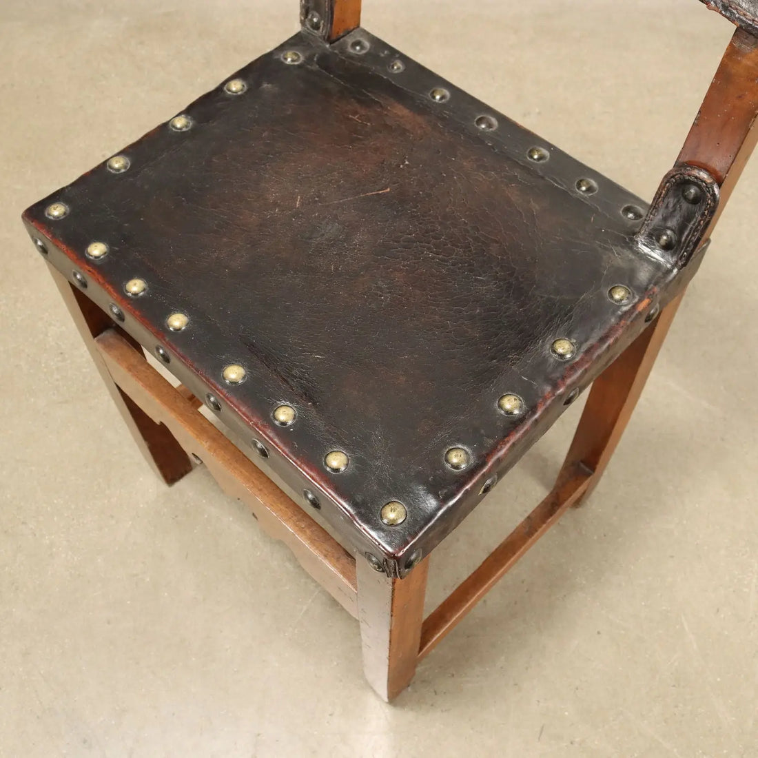Antique Baroque Chairs Walnut Leather Italy XVIII Century - Italy, Early XVIII Century | Antiques | Seating