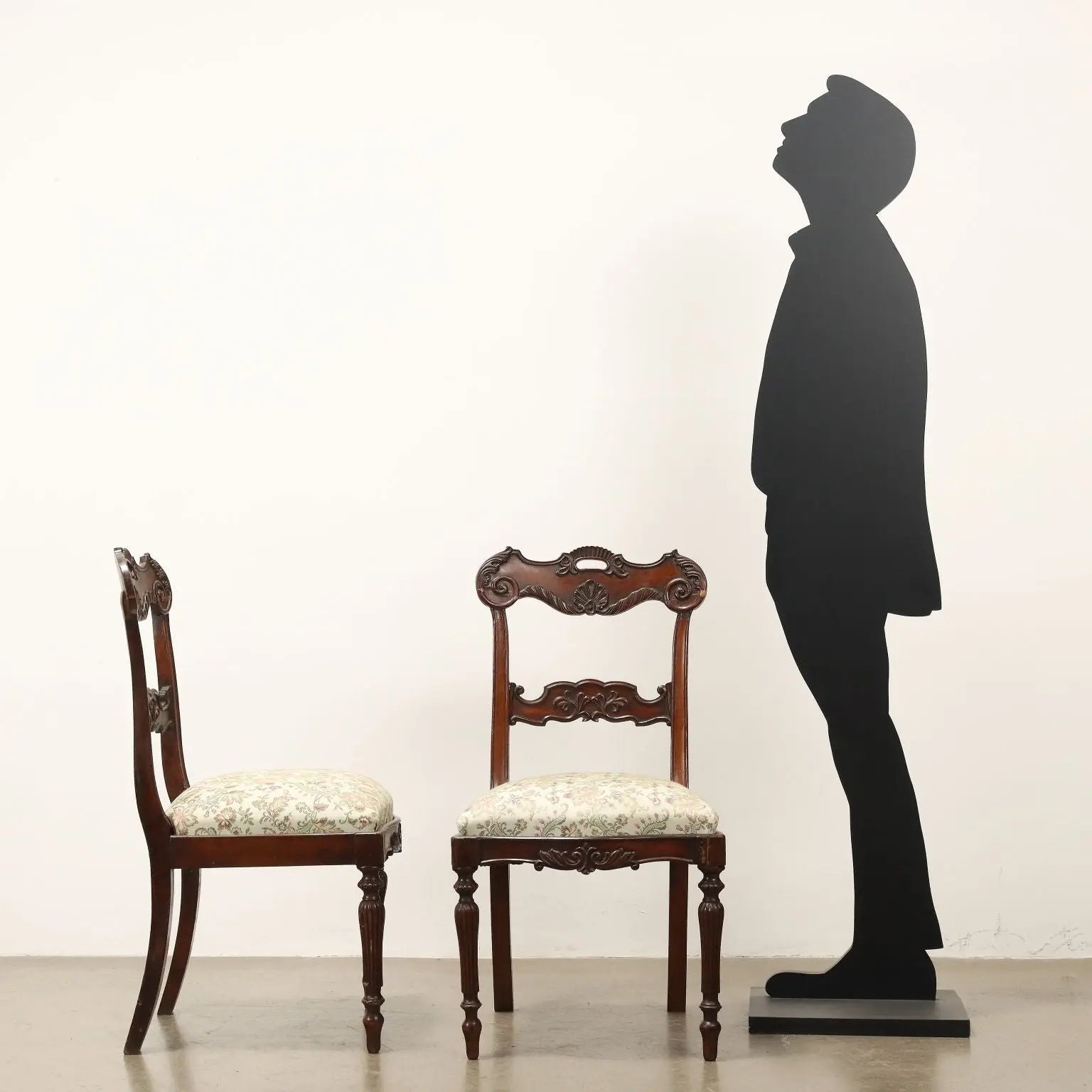 Antique Chairs Restoration Period Carved Mahogany XIX Century - 4 Mahogany Chairs | Antiques | Seating