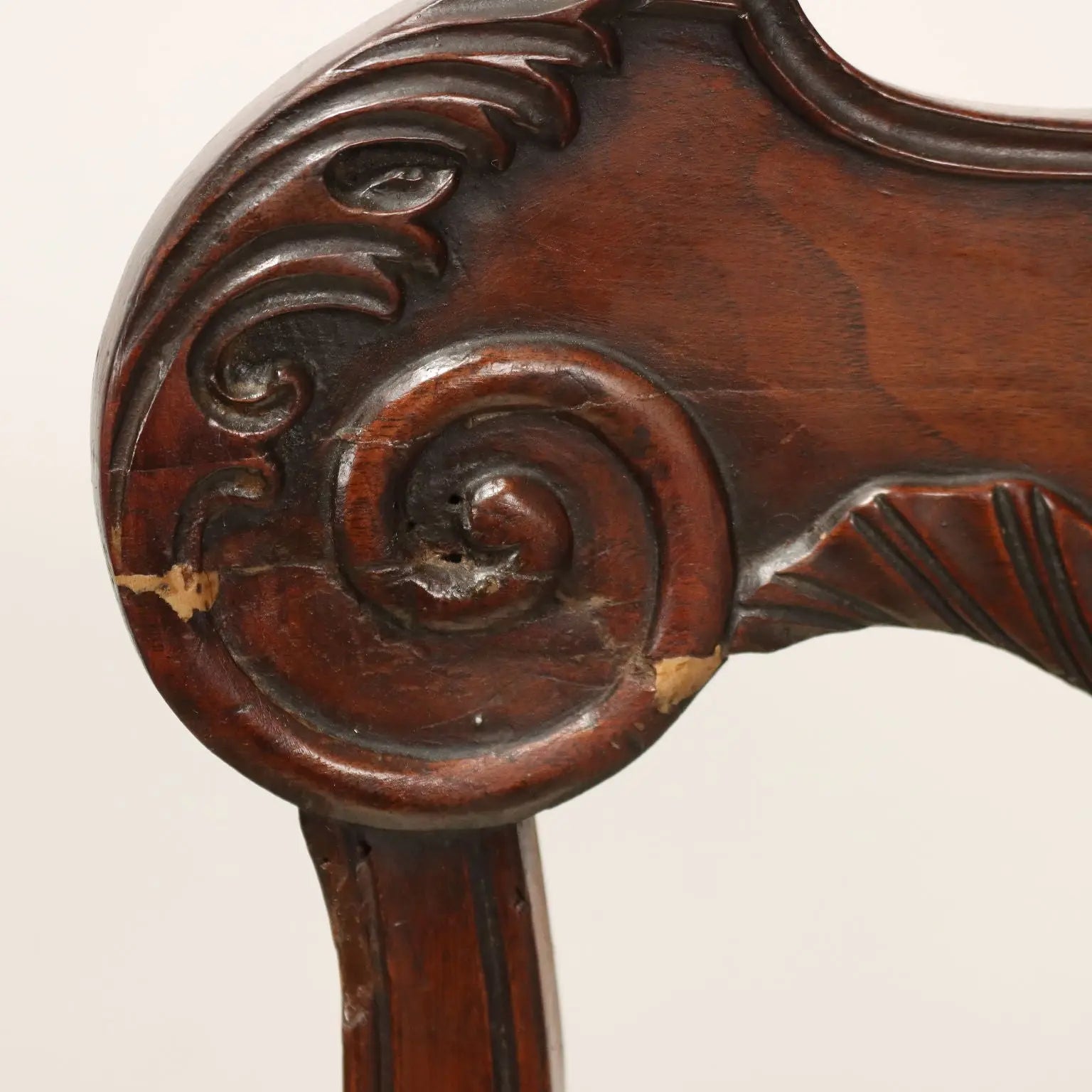 Antique Chairs Restoration Period Carved Mahogany XIX Century - 4 Mahogany Chairs | Antiques | Seating