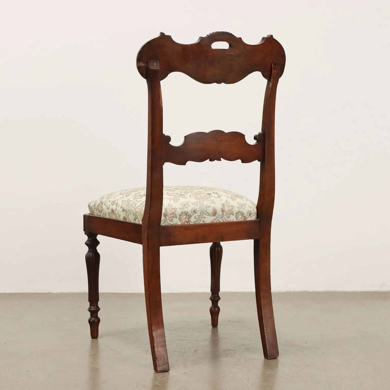 Antique Chairs Restoration Period Carved Mahogany XIX Century - 4 Mahogany Chairs | Antiques | Seating