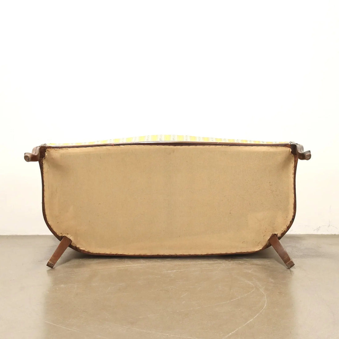 Luigi Filippo Settee in Walnut - Mid 19th Century