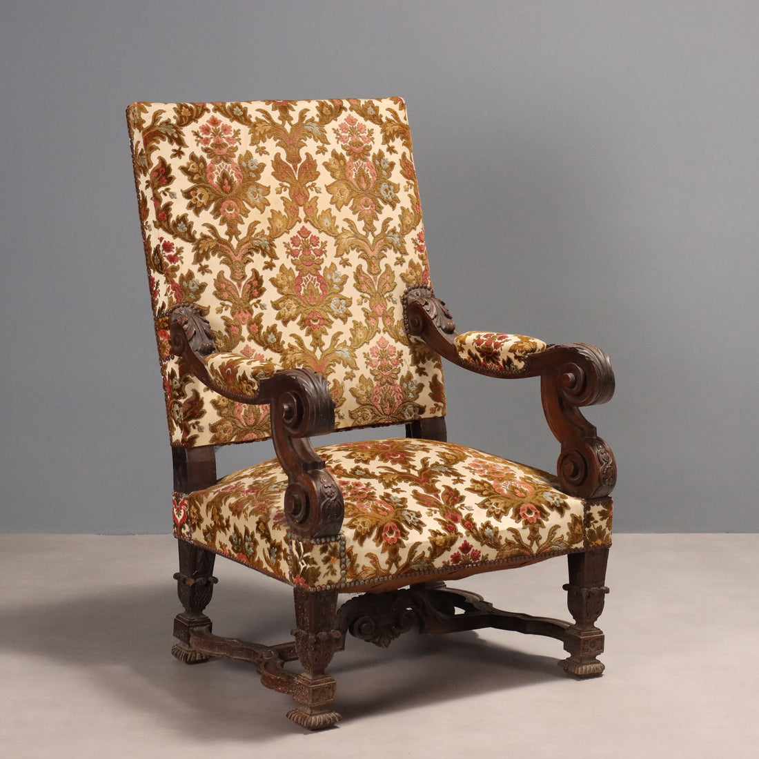  | Antiques  Seating