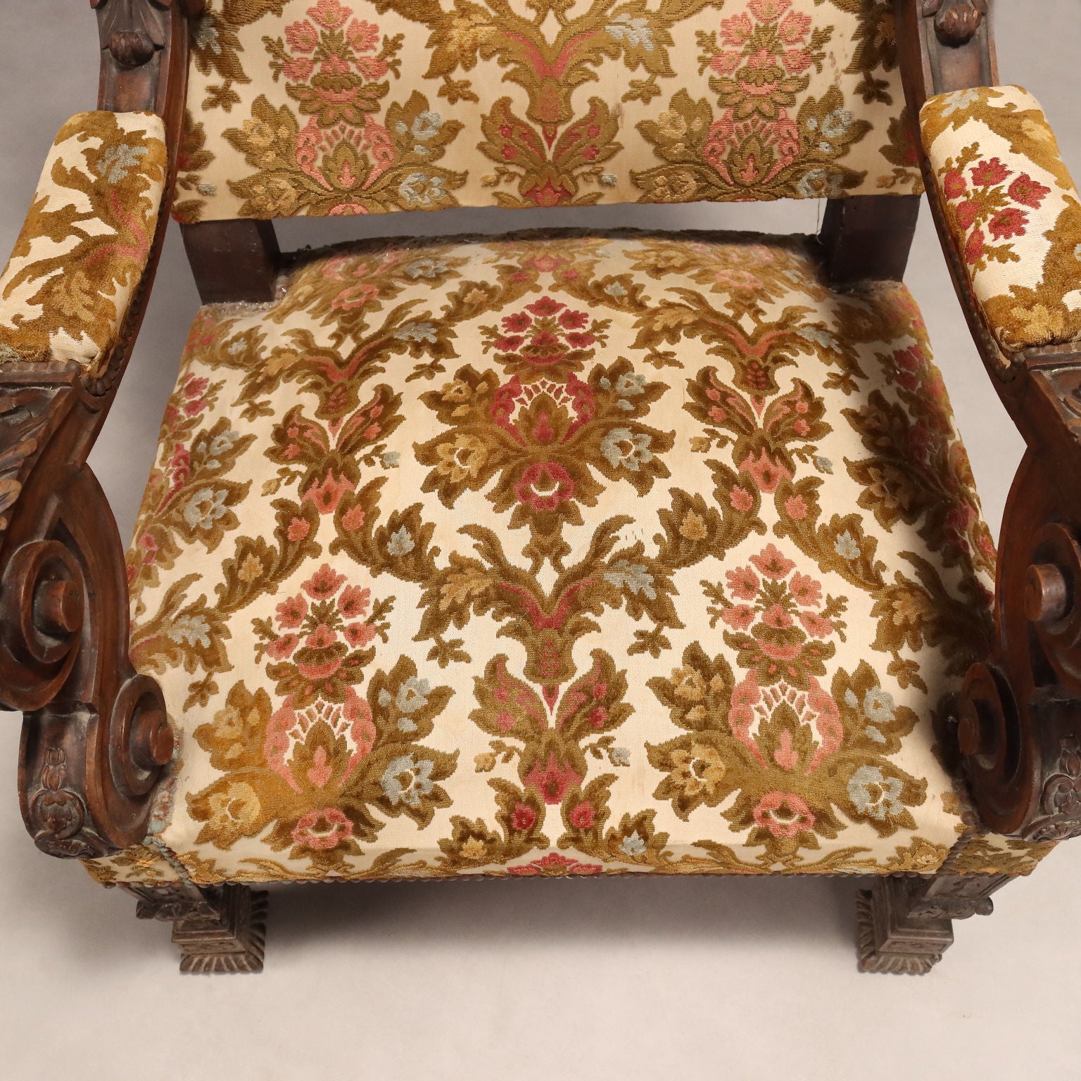  | Antiques  Seating
