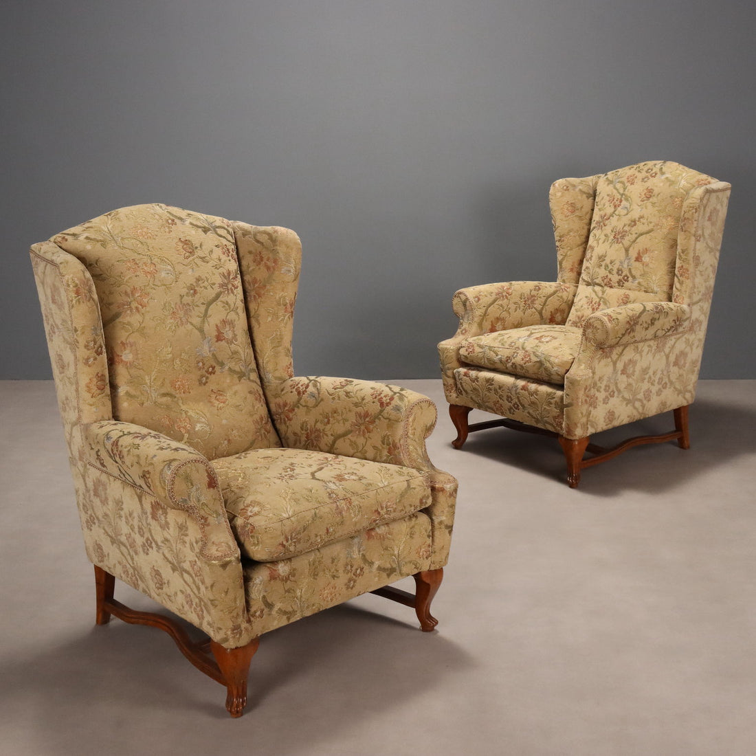 | Antiques  Seating