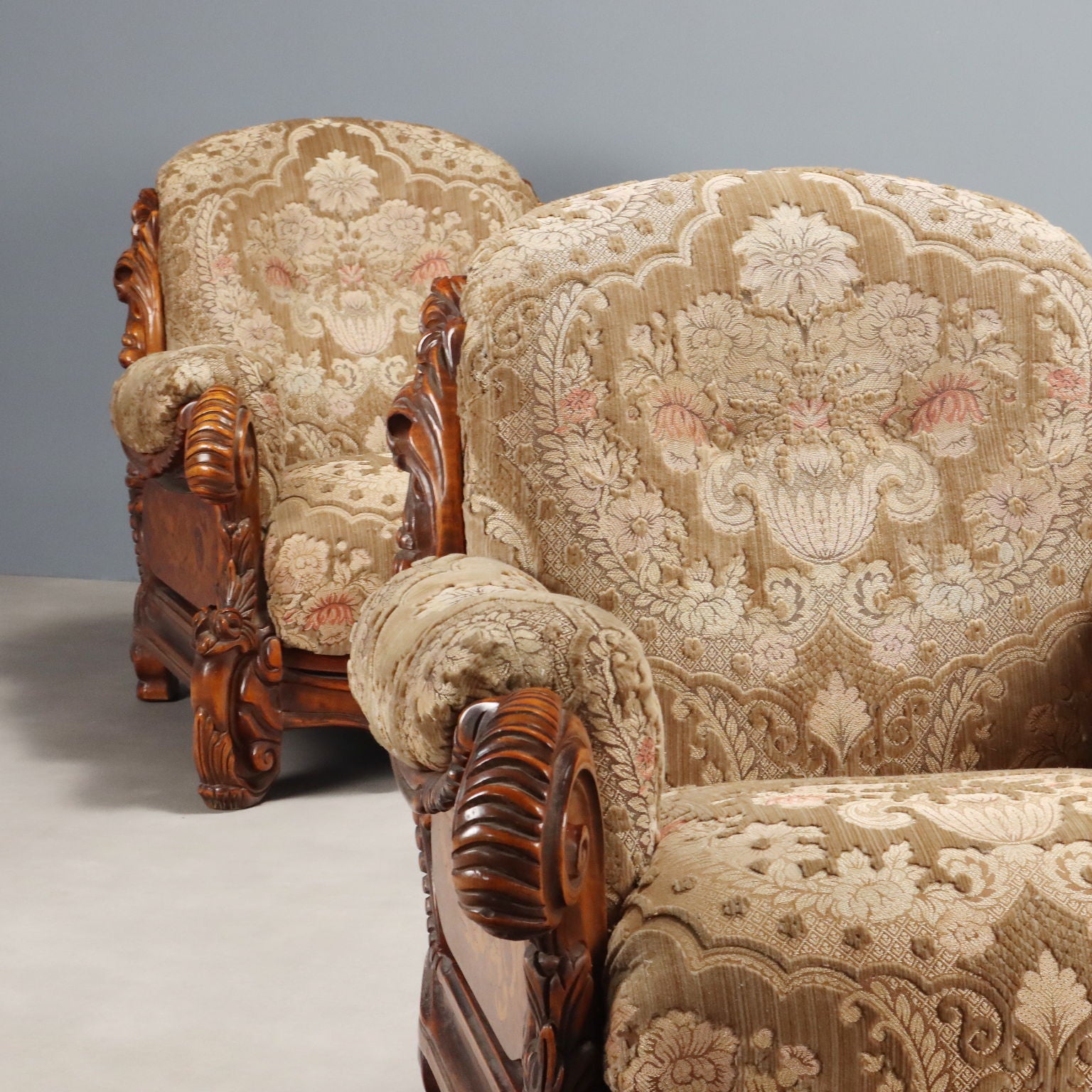  | Antiques  Seating