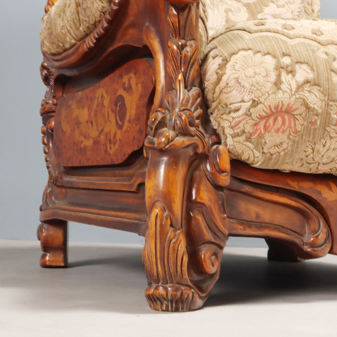  | Antiques  Seating