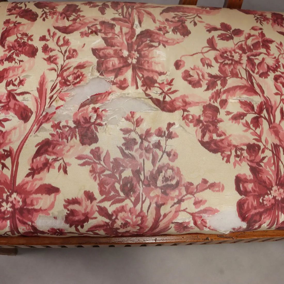 Antique Sofa Neoclassical Maple Fabric Italy XIX Century - Italy, Early XIX Century | Antiques | Seating