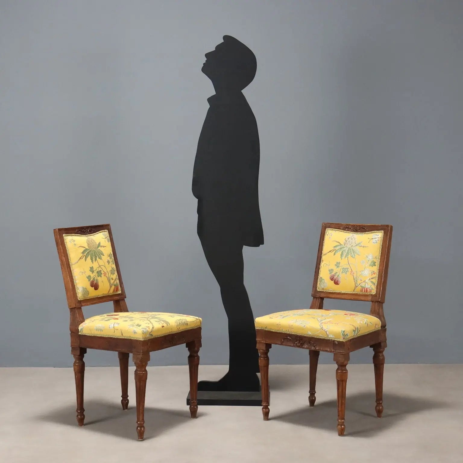 Antique Neoclassical Chairs Walnut Padding Italy XVIII Century